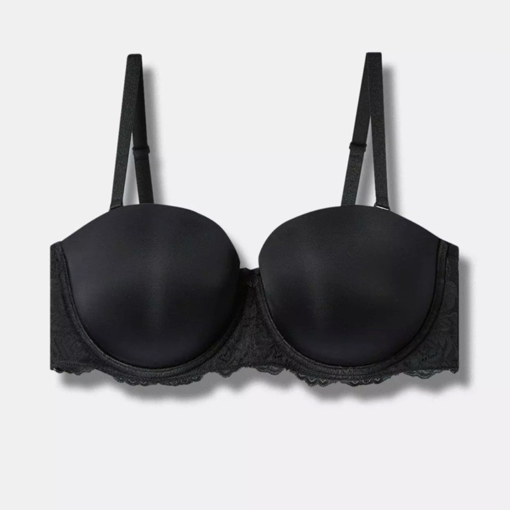 TORRID STRAPLESS BRA- NWT- 48DDD